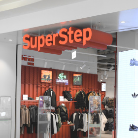 «Сервис с человеческим лицом»: как фэшн-ритейлер SuperStep развивается вместе с экосистемой решений Set